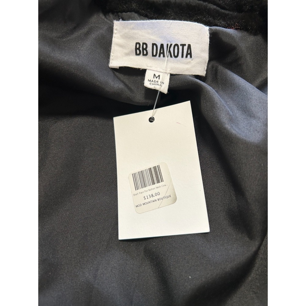 BB Dakota Faux Fur Jacket Coat Size Medium Black Ribbed Single Button NWT $138 - Picture 3 of 12